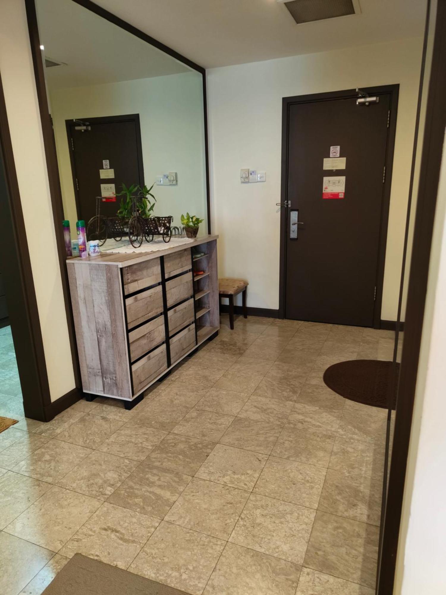 Services Star At Times Square Apartment